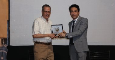 ملتقى «خيال الظل الأول» يكرم سعيد أبو رية ويدعو لإنشاء متحف للدمى التاريخية