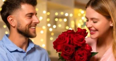 الحب لا يخفى.. 5 علامات تؤكد أن الرجل يحبكِ