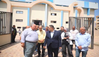 محافظ دمياط يبحث خطة تطوير ورفع كفاءة الصالة الرياضية المغطاة برأس البر