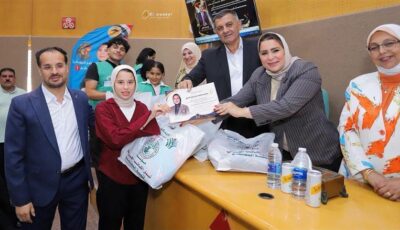 عضو بـ«التحالف الوطني» تكرّم أوائل الشهادة الإعدادية بمحافظة البحيرة