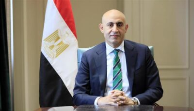 وزير التعليم يصل إلى برلين لتوقيع بروتوكولات إطلاق مدارس مصرية ألمانية فنية