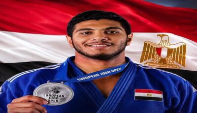 رئيس جامعة القاهرة يهنئ الطالب هادي حسين لحصوله على الميدالية الفضية ببطولة أوروبا المفتوحة للجودو