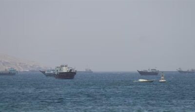 عودة الحرب الأمريكية الإيرانية تخنق الملاحة في هرمز.. وانخفاض عبور ناقلات النفط والغاز