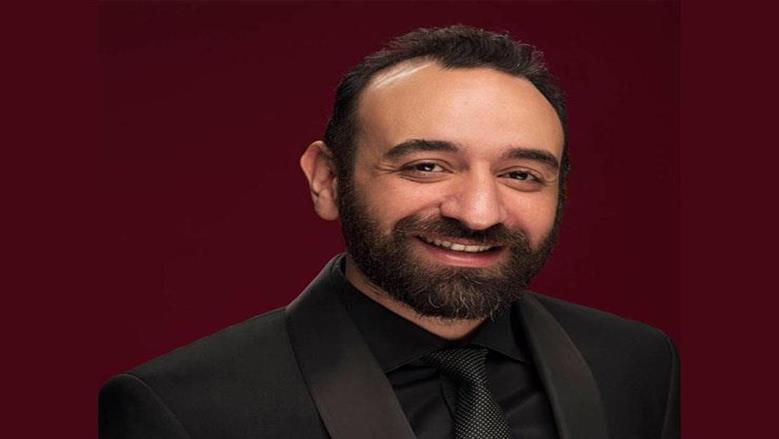 وفاة والد زوجة عمرو سلامة.. والمخرج يعلن موعد ومكان الجنازة