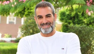رغم جراحة الأحبال الصوتية.. أحمد عبد العزيز يحضر تكريمه في المهرجان القومي للمسرح
