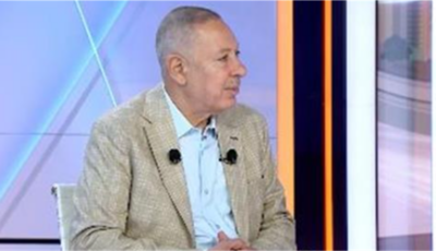 ناقد فني: اهتمام محمد خان بالبشر منحه مكانة خاصة بين كبار المخرجين