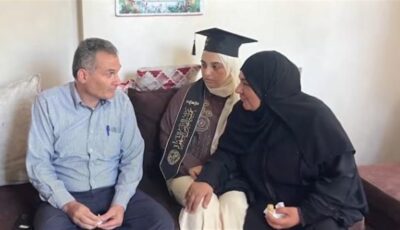 والدة الأولى على الثانوية العامة في غزة: أتمنى منحة تعليمية من مصر