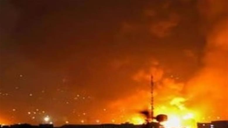 إعلام إيراني: انفجارات في نور آباد وعدد من المناطق جنوبي البلاد