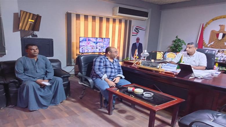 حي الوراق: إنجاز 129 معاملة بالمركز التكنولوجي ورفع 4860 طن مخلفات خلال أسبوع