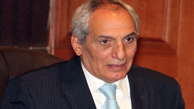 وزير الشباب والرياضة ينعي يوسف الدهشوري حرب رئيس اتحاد الكرة الأسبق