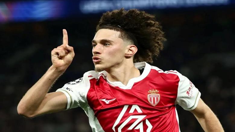 بـ«50 مليون يورو».. باريس سان جيرمان يتفق مع موناكو لضم ماجنيس أكليوش