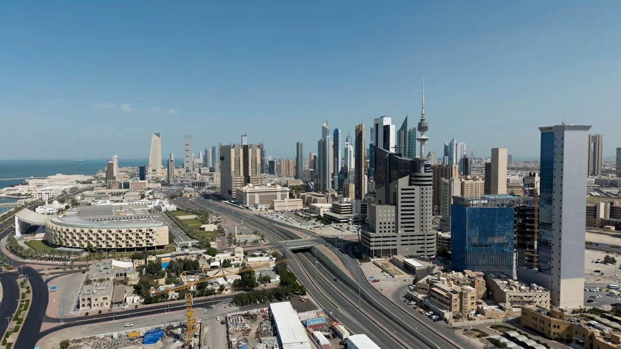 الكويت تعلن التصدي لهجمات بمسيّرات إيرانية – أخبار السعودية