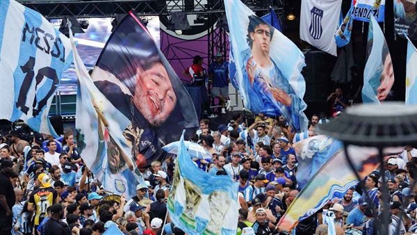 3 وفيات وعشرات المصابين في تجمع جماهير الأرجنتين لاستقبال منتخب بلادهم