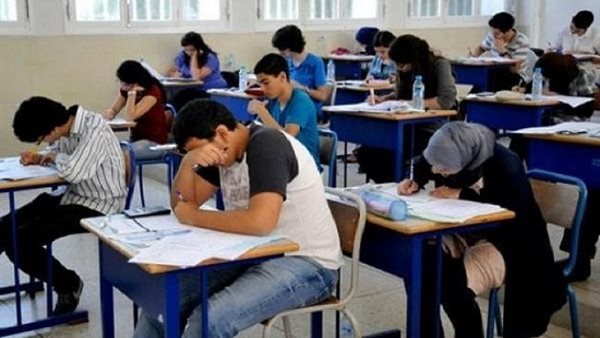 بدء امتحانات الأحياء والجيولوجيا والفلسفة والرياضيات التطبيقية لطلاب الثانوية العامة 2026