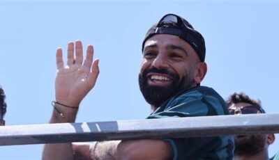 بعد فشل الاتفاق مع بشكتاش، محمد صلاح يصل إلى الرياض بشكل مفاجئ