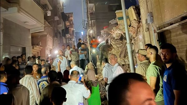 محافظ الغربية يوجه برفع درجة الاستعداد وفصل المرافق على العقار المنهار في زفتى