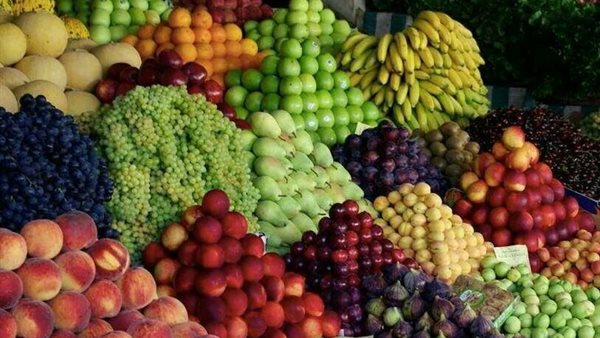 أسعار الفاكهة اليوم، قفزة غير متوقعة في العنب والتفاح البلدي والجوافة “تغري” المصريين