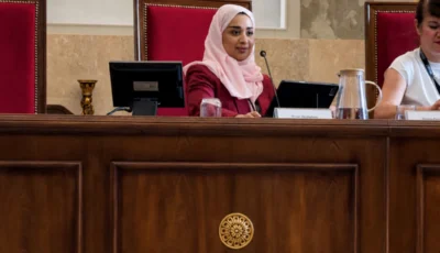 الشارقة تعرض تجربتها في رقمنة 18 مليون وثيقة