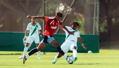 أهلي جدة يتعادل مع ريو آفي البرتغالي
