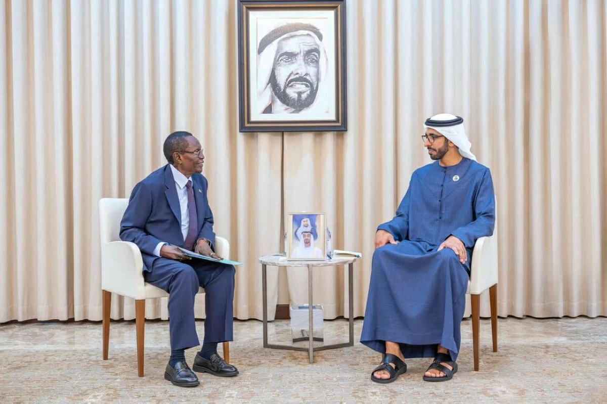 شخبوط بن نهيان يستقبل وزير خارجية جنوب السودان