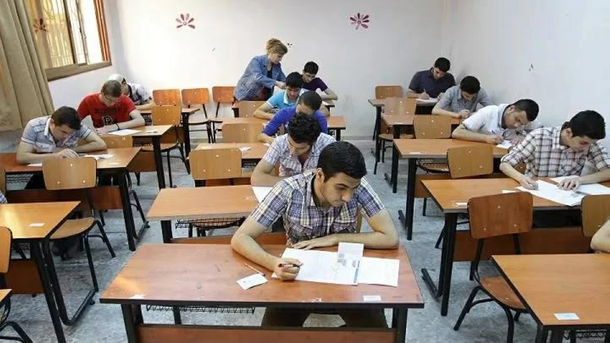 مفاجأة في لجنة الأول على الثانوية العامة في مصر