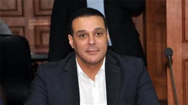 عصام عبد الفتاح يعود اليوم من غانا ويجتمع مع أبو ريدة لحسم تشكيل لجنة الحكام الجديدة