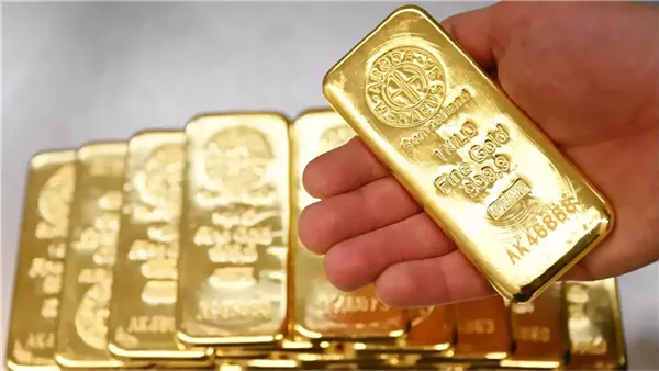 أكثر من 130 دولارا للأوقية، تراجع كبير في سعر الذهب مع توقعات رفع الفائدة الأمريكية