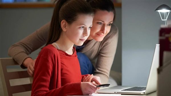 للأمهات، نصائح تساعدك في تنمية مهارات وهوايات ابنتك المراهقة في الإجازة