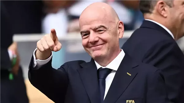 في بيان رسمي، “فيفا” يحسم مصير استقالة إنفانتينو