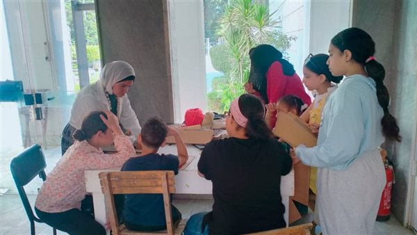 متحف محمد ناجي ينظم فعاليات لتعليم فن النسيج بخامات بيئية