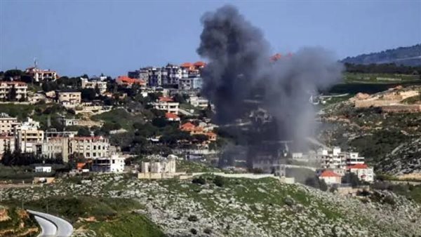 قصف مدفعي إسرائيلي لمحيط بلدة المنصوري في لبنان وإصابة عدد من المنازل