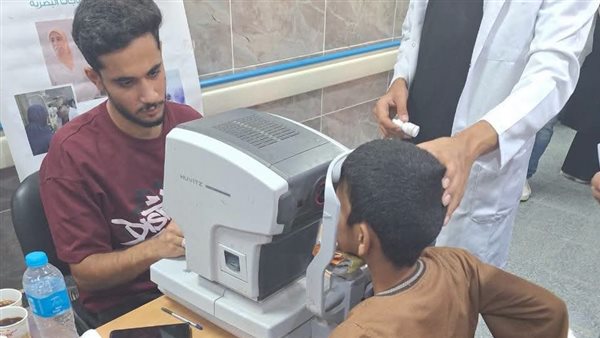 قافلة طبية للكشف على العيون وتوزيع 2000 نظارة طبية بالمجان على مدار أسبوع بسوهاج