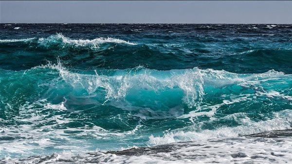 شبورة كثيفة وأمواج مرتفعة، حالة الطقس اليوم الإثنين
