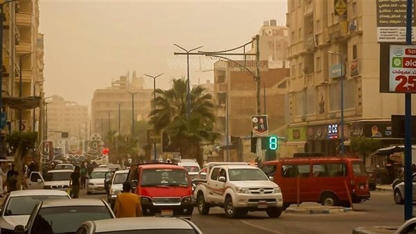 رياح مثيرة للرمال والأتربة وأمطار ضعيفة، حالة الطقس اليوم الإثنين