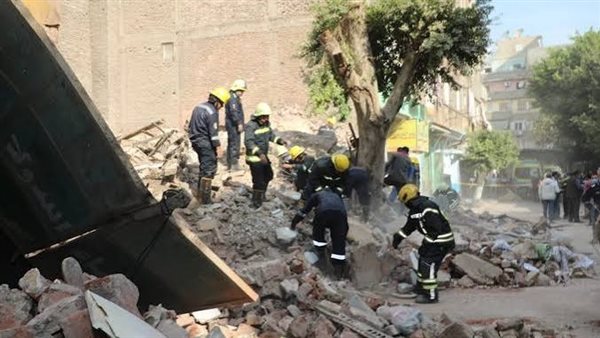 بعد مصرع 4 أشخاص، استدعاء مسئولي الحي لسماع أقوالهم في انهيار عقار حدائق القبة