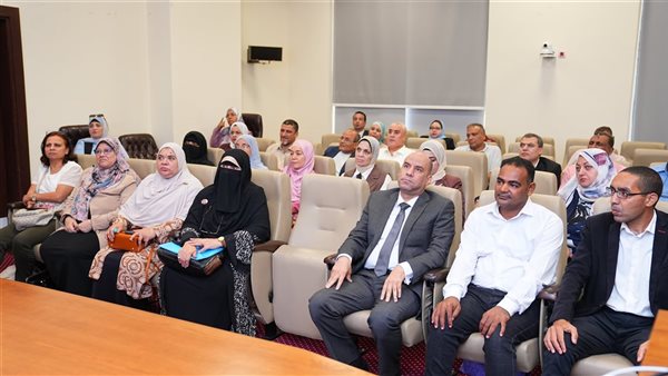 وزير العمل: سلامة العامل وصون أدوات الإنتاج هدفان متلازمان