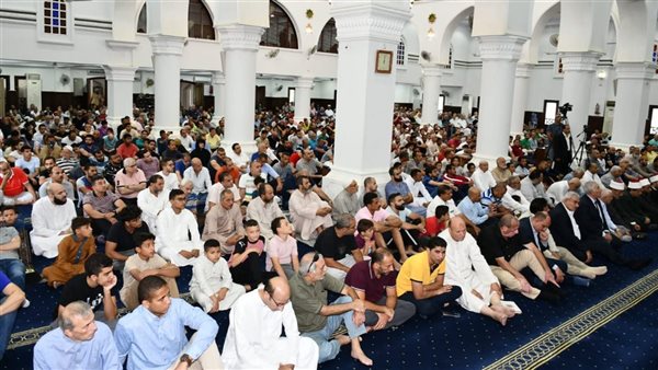 موضوع خطبة الجمعة، مساجد مصر تتحدث عن “إحسان المحتاجين بين صدق العبودية وجمال السلوك”