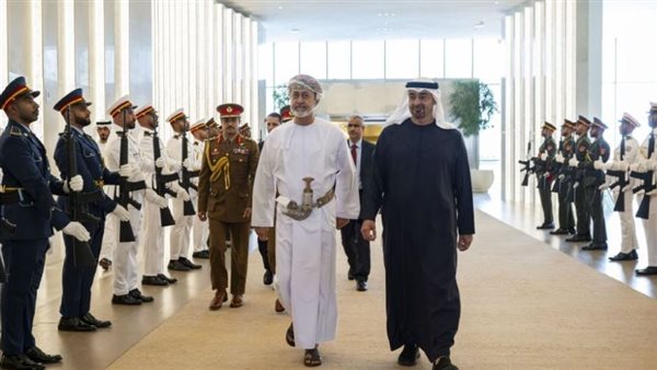 شمل العلاقات الثنائية والقضايا الإقليمية، تفاصيل لقاء الشيخ محمد بن زايد وسلطان عمان (صور)