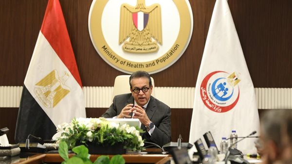 نقابة صيادلة القاهرة تطالب وزير الصحة بالاعتراف الرسمي بالصيدلي الإكلينيكي