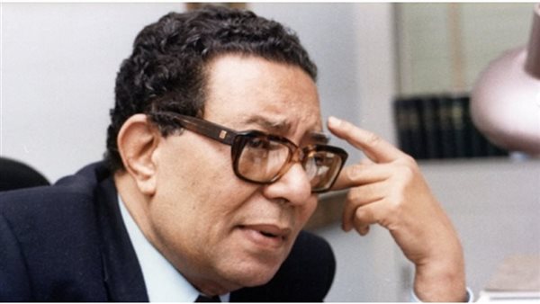 “أنا ليلى فاضل”.. لماذا اختار أحمد بهاء الدين اسما مستعارا لكتابة مقالاته؟
