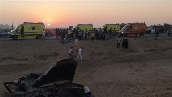 إصابة أكثر من 17 شخصا في تصادم “ملاكي” بسيارة عمال بطريق الدواويس بالإسماعيلية