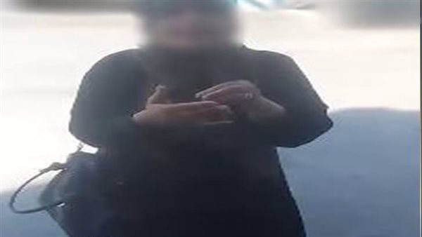 فيديو الأم أشعل مواقع التواصل، ماذا حدث لابنها نزيل قسم شرطة المطرية قبل وفاته!
