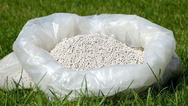 انخفاض اليوريا العادي 833 جنيها، أسعار الأسمدة اليوم في الأسواق