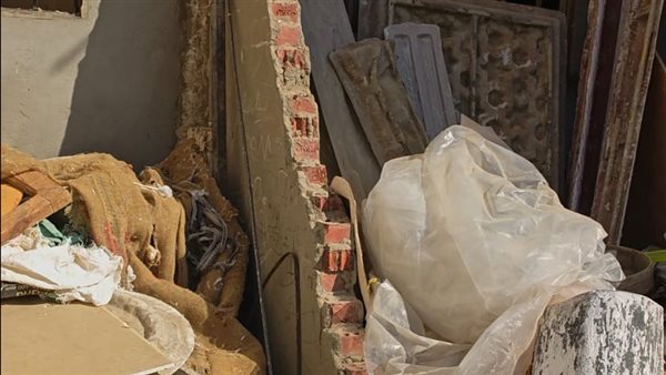 شروخ تهدد حياة السكان وشكاوى من تدهور المرافق.. عمارات إمبراطور “إسكان الغردقة” تتحول إلى لعنة تطارد الأهالي