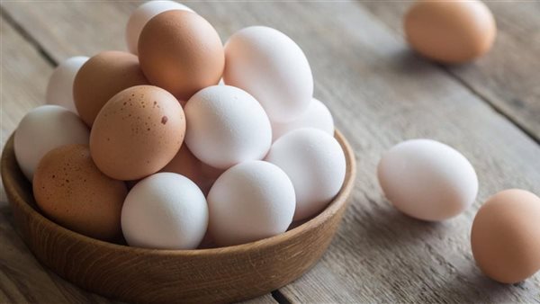 فوائد وأضرار تناول البيض، هل هو الخيار المثالي مع اقتراب دخول المدارس؟