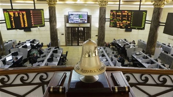 “البنك التجاري الدولي” يتصدر قائمة الـ 15 سهمًا الأنشط بالبورصة خلال الأسبوع