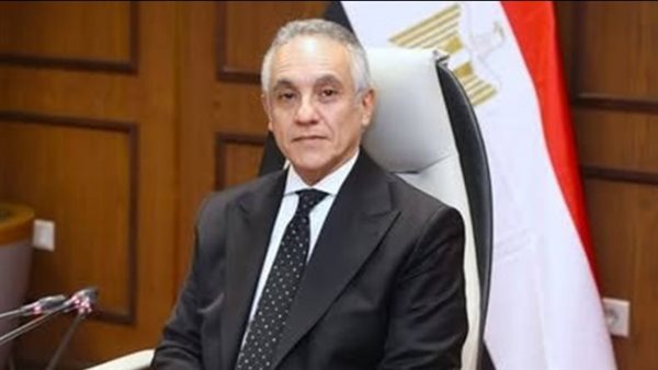 استعدادا لتطبيق قانون الإجراءات الجنائية الجديد، وزير العدل ونقيب المحامين يتفقدان مشروعات التحول الرقمي بمحكمة القاهرة الجديدة