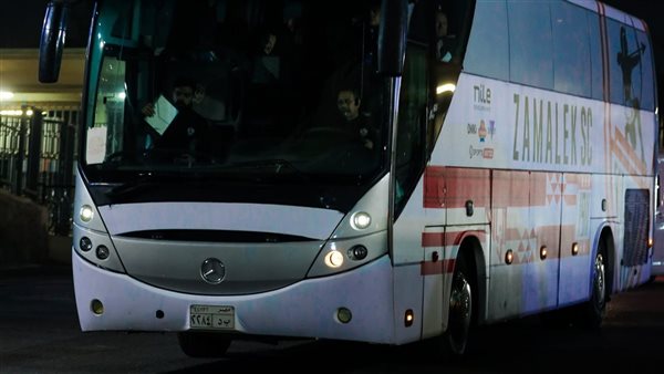 عبد الله السعيد بالقائمة لأول مرة، الزمالك يصل استاد القاهرة استعدادا لمواجهة بتروجت