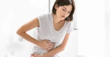 5 أخطاء غذائية قد تزيد آلام الدورة الشهرية.. تعرفي على البدائل