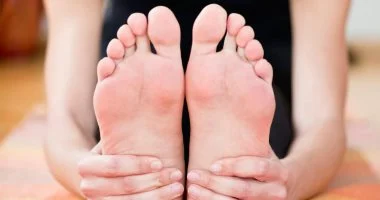 أسباب ألم الكعب.. 7 مشكلات شائعة و7 طرق تساعد على تخفيفه